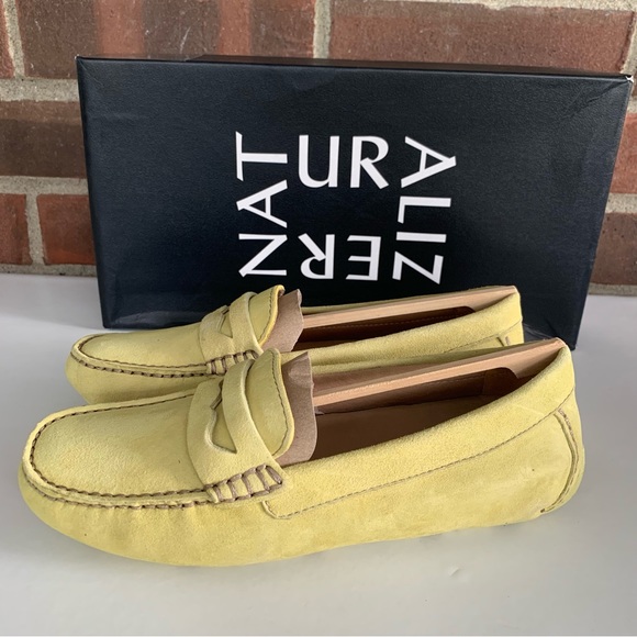 Naturalizer Women's Natasha Driving Loafers Flash Yellow suede Size US 4 M - Picture 5 of 9